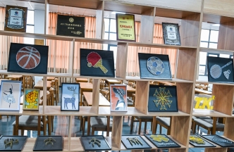 緊固件工藝品展示區(qū)域